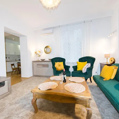 Lägenhet Big Old Town P4you Pl *